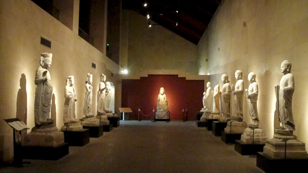 The statues display at the Xi’an Beilin Museum